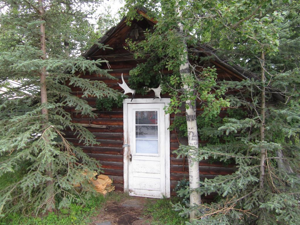 Six Mile River Resort Tagish Habitación foto